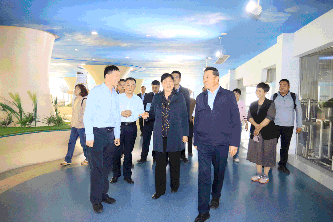 花花牛丨沈阳市人大常委会副主任曹鹏一行莅临花花牛考察座谈