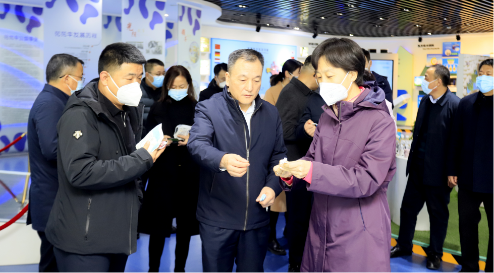 快讯 | 沈阳市政府副市长郑滨一行莅临花花牛乳业集团考察