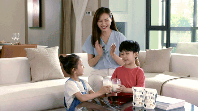 快讯丨河南省人民政府副省长武国定莅临花花牛乳业集团瑞亚牧业调研奶源基地建设情况