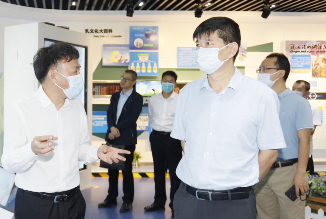 快讯丨河南省人民政府国有资产监督管理委员会副主任刘银志莅临花花牛乳业集团参观座谈