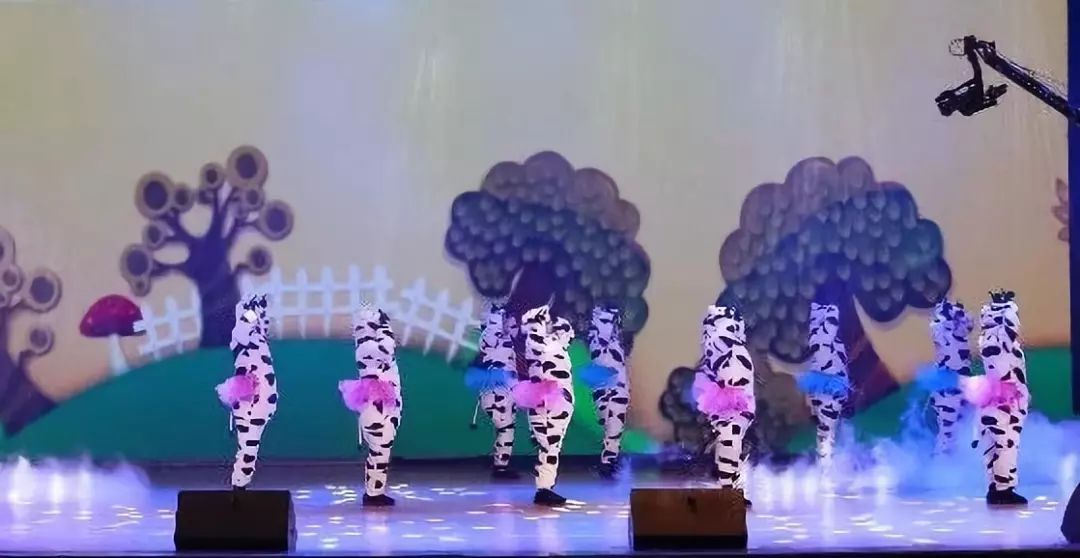 “赢在2019”，花花牛乳业集团2019年新春晚会盛大开幕