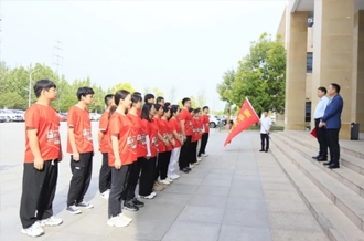 弘扬五四精神 激扬青春力量——河南花花牛乳业集团开展青年徒步活动